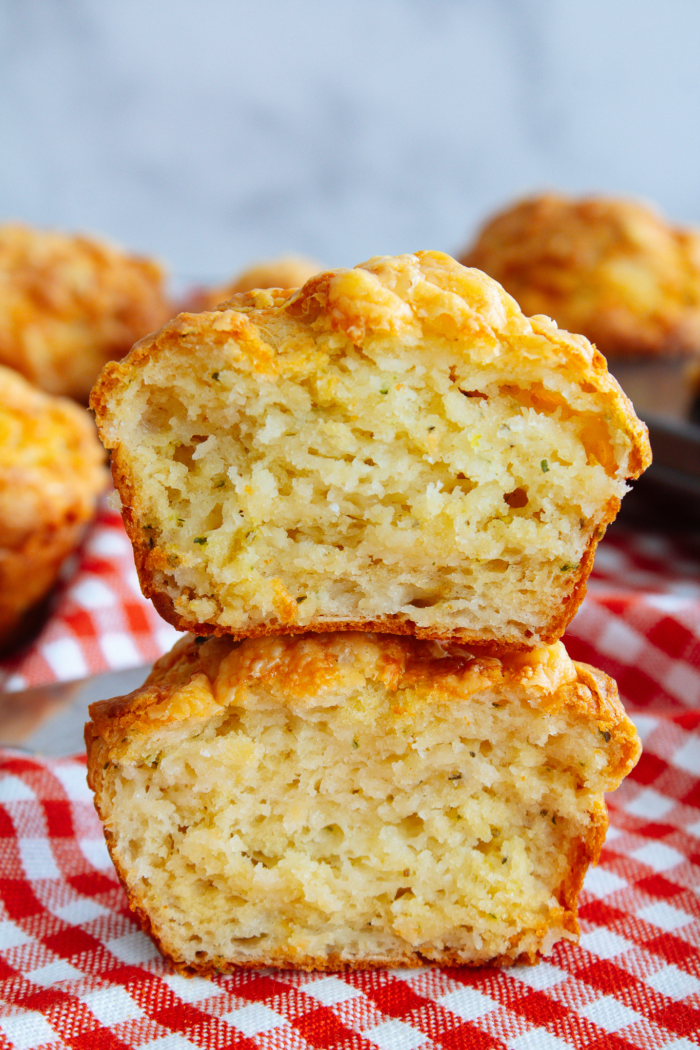 Easy Cheddar Cheese Muffins