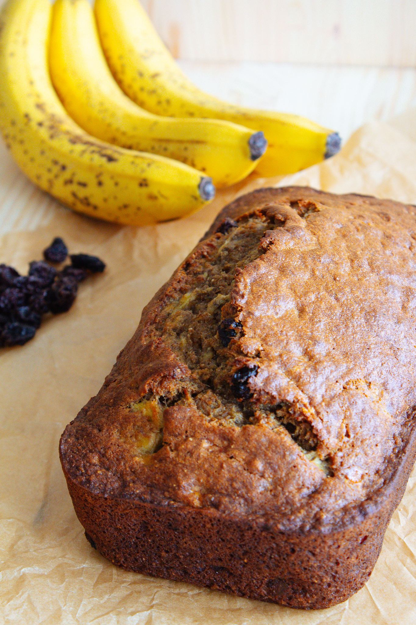 Healthy Cinnamon Raisin Banana Bread - A LA INGA