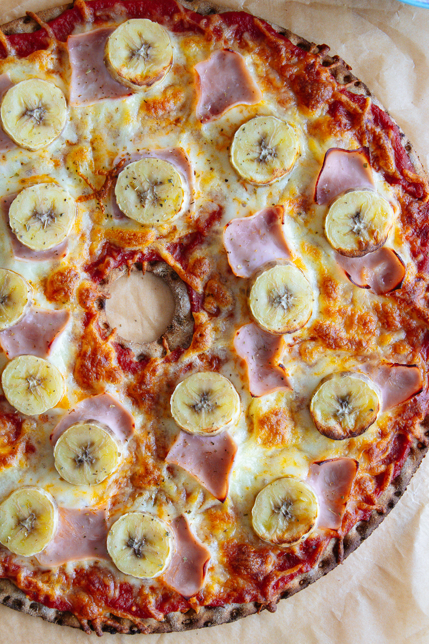 Ham & Banana Crispbread Pizza